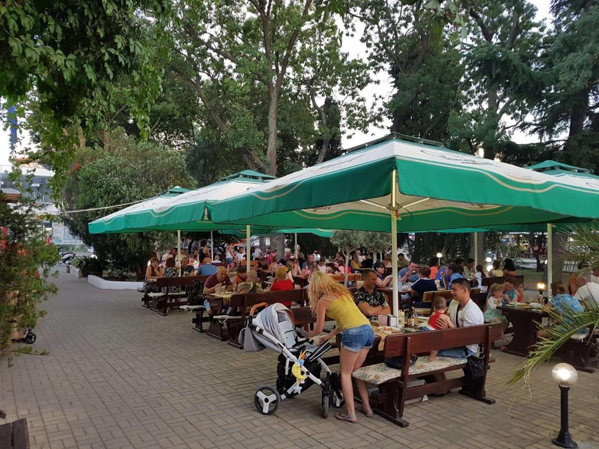 Sea Horse Hotel Burgas City Eksteriør billede