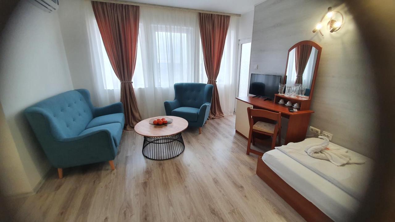 Sea Horse Hotel Burgas City Eksteriør billede